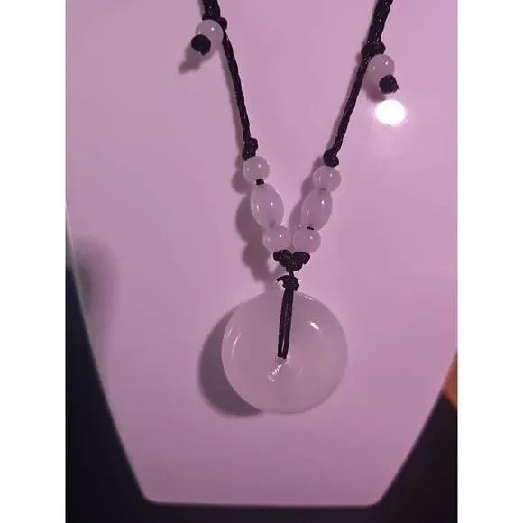 Beautiful! Natural Jade Peace Lucky Buckle Pendant Necklace Healing Adjustable - Picture 9 of 12